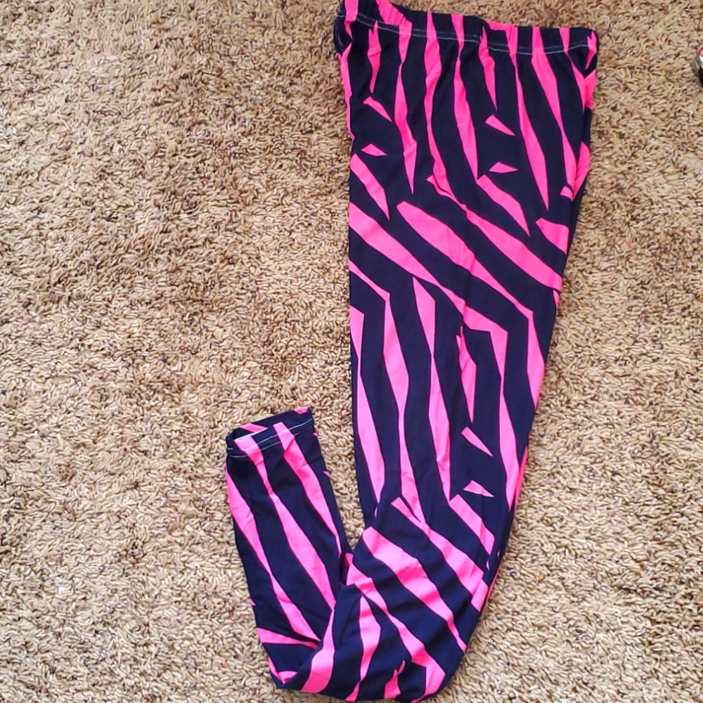 Ankle length leggings one size fits most new j&me